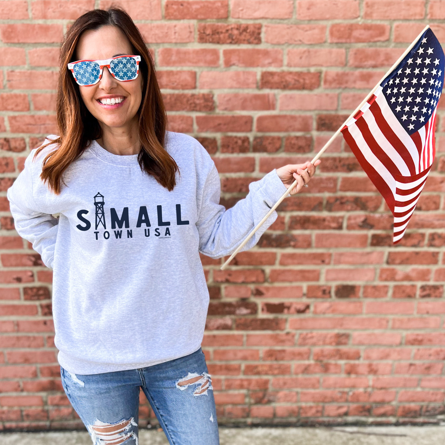 SMALL TOWN USA - Crewneck Sweatshirt